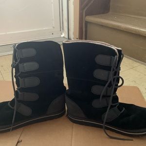 Sorel women’s snow boots black May Smell Like Cigarette Smoke